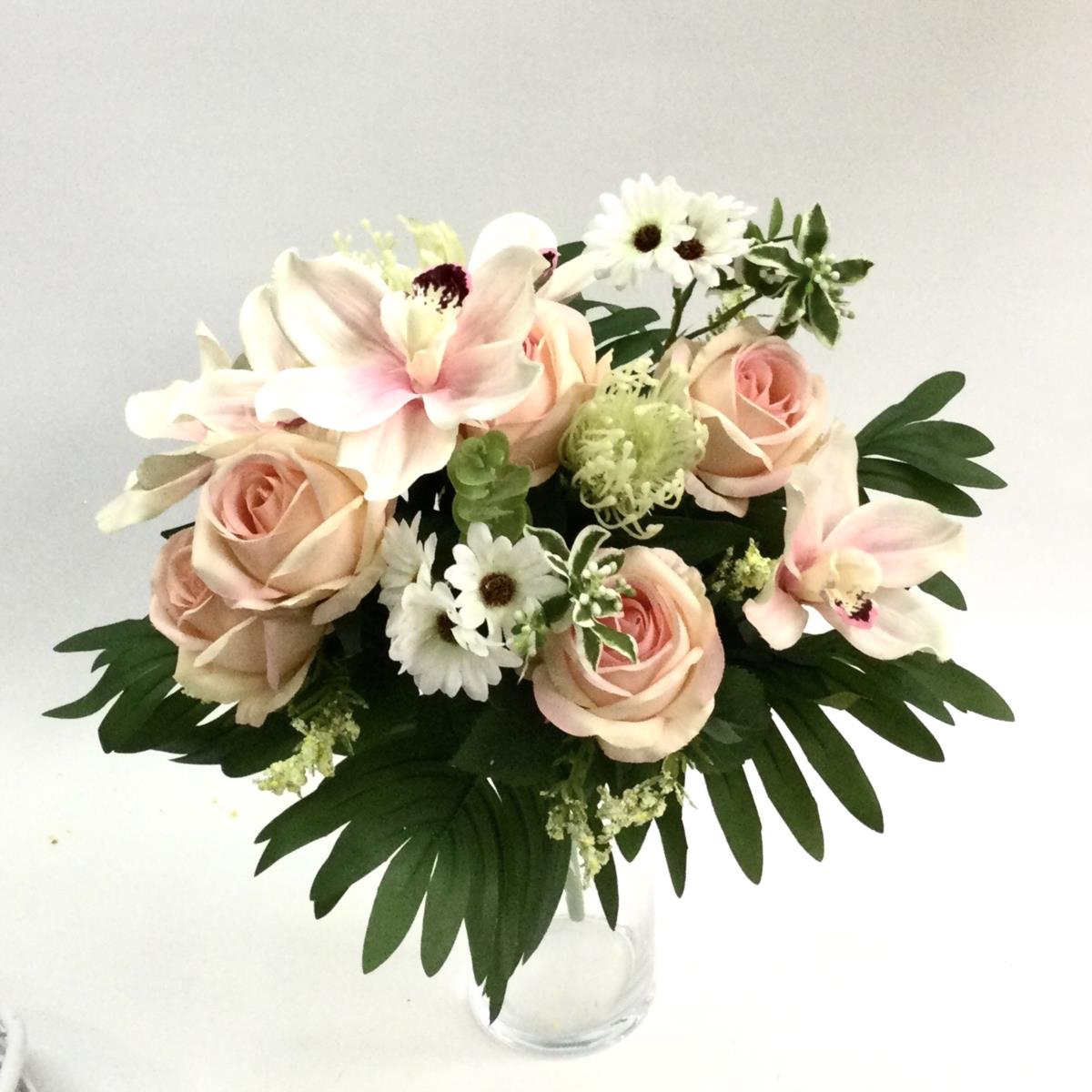 Букет орхідей з трояндами і додатками ніжно- рожевий 50см
