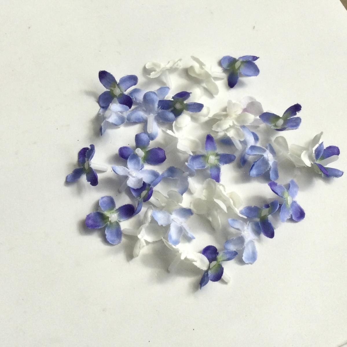 Цветочки синей и белой гортензии 2,5см- 36шт