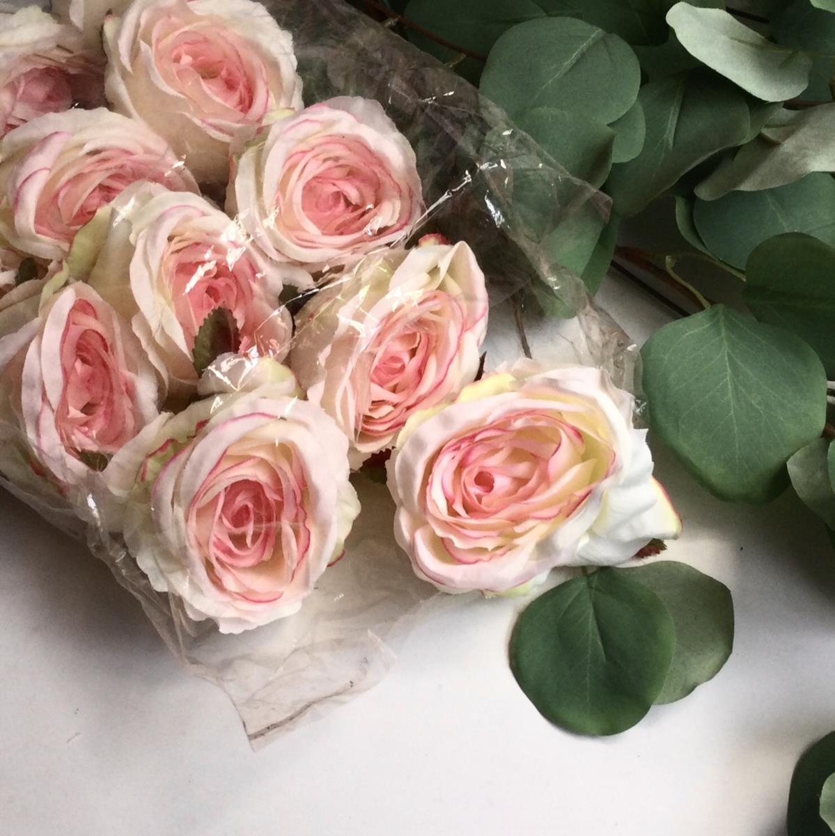 Головка розы Кардинал бело- розовая -уп.12шт