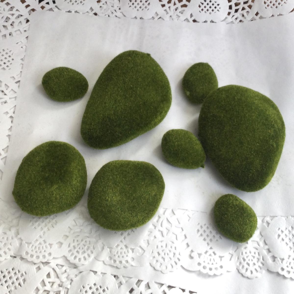 Камушки из мха- 8шт